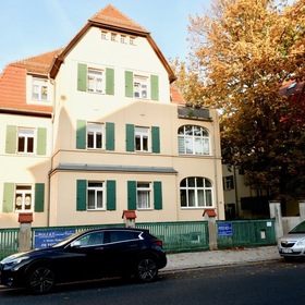 Vermietete 1-Raumwohnung im wunderschönen Kulturdenkmal in Dresden Trachau!