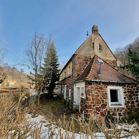 Charmantes Einfamilienhaus mit Weinbergblick - Sanierungsbedürftig!