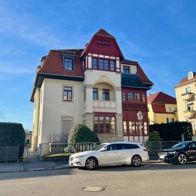 GROßE freie 2-Zimmer-Wohnung! Balkon! Stellplatz!