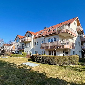 Vermietete Maisonette-Wohnung mit wunderbarem Ausblick!