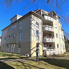 TOP LAGE! Vermietete 2-Zimmer Wohnung! Aufzug! Balkon!