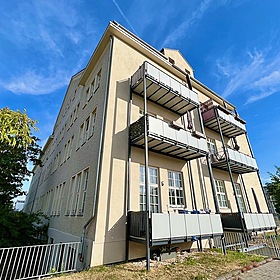 3-Zimmer! Fußbodenheizung! Balkon! Saniert ca. 2012!