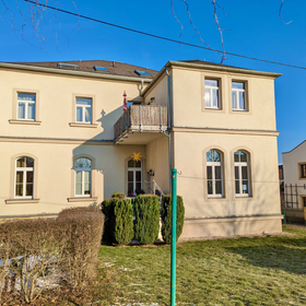 Freie 2-Zimmer-Wohnung mit EBK und Außenstellplatz!