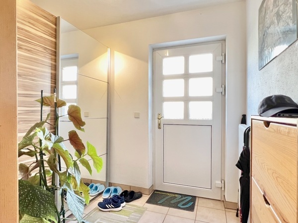 Eingangsbereich - Flur / Garderobe