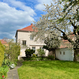 Ruhig gelegenes Einfamilienhaus! Sehr gepflegt! Mit Garten-Oase!