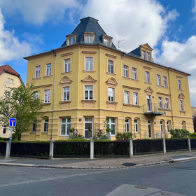 Moderne beziehbare 3-Zimmer-Wohnung! Balkon! Stellplatz! Heizung von 2018!