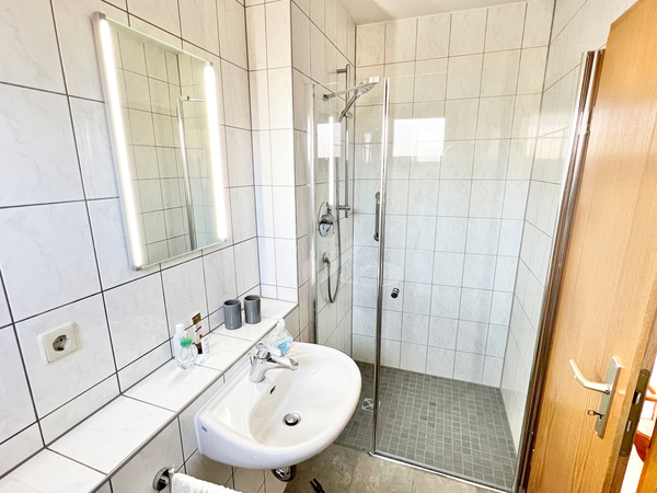 Gäste-WC EG