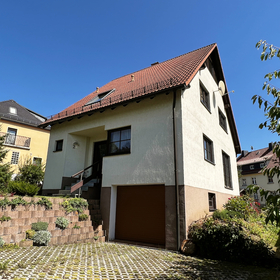 Top gepflegtes Einfamilienhaus! Neue EBK! Kamin! Gedämmte Fassade!