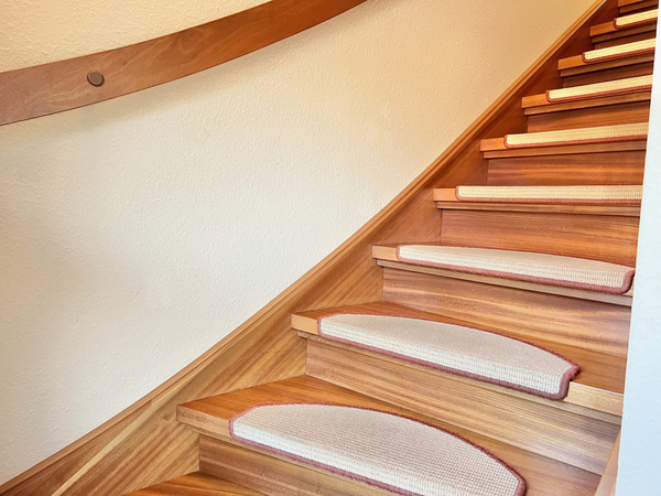 Treppe ins DG