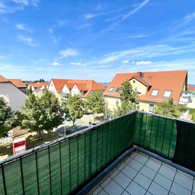 Direkt verfügbar! Tolle 4-Zimmer mit Balkon in idyllischer Lage!