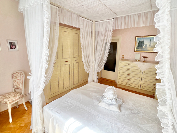 Schlafzimmer EG