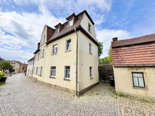 Mehrfamilienhaus