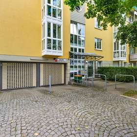Tiefgaragenzufahrt