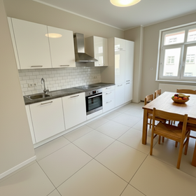 Erstbezug nach kompletter Modernisierung! 3-Zimmer-Wohnung! Bezugsfrei! Balkon! Tageslichtbad!