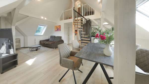 Wohn- und Essbereich