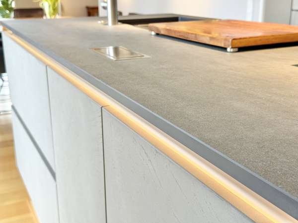 Küche Detail Fronten