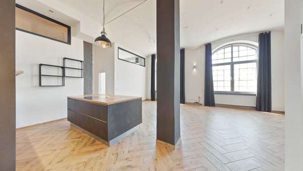 Loftstyle - Wohn- und Essbereich