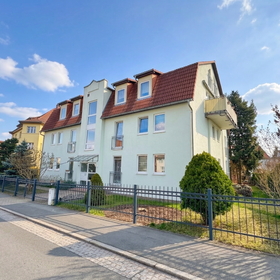 Vermietete 1-Zimmerwohnung! Balkon! Carport!