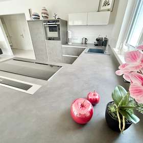 Hochwertige Einbauküche